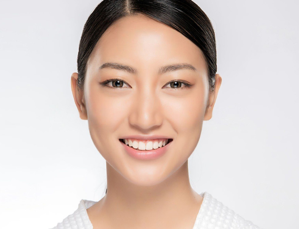 Image of an asian model girl face only
