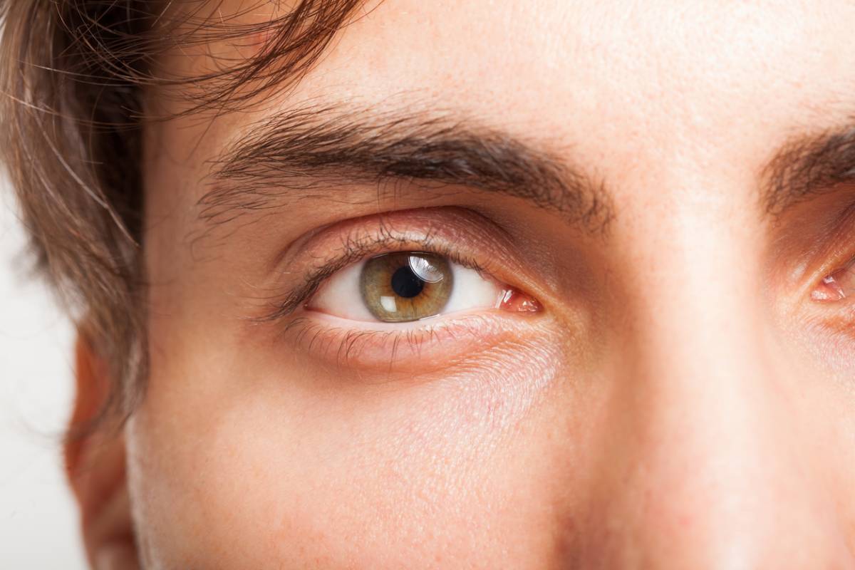 featured image for how men can benefit from eyelid surgery